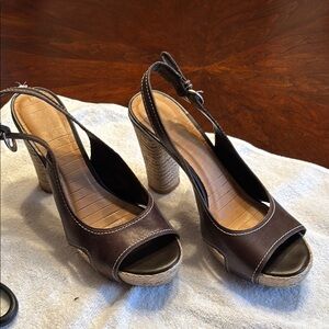Elegant Brown Women's Heels
